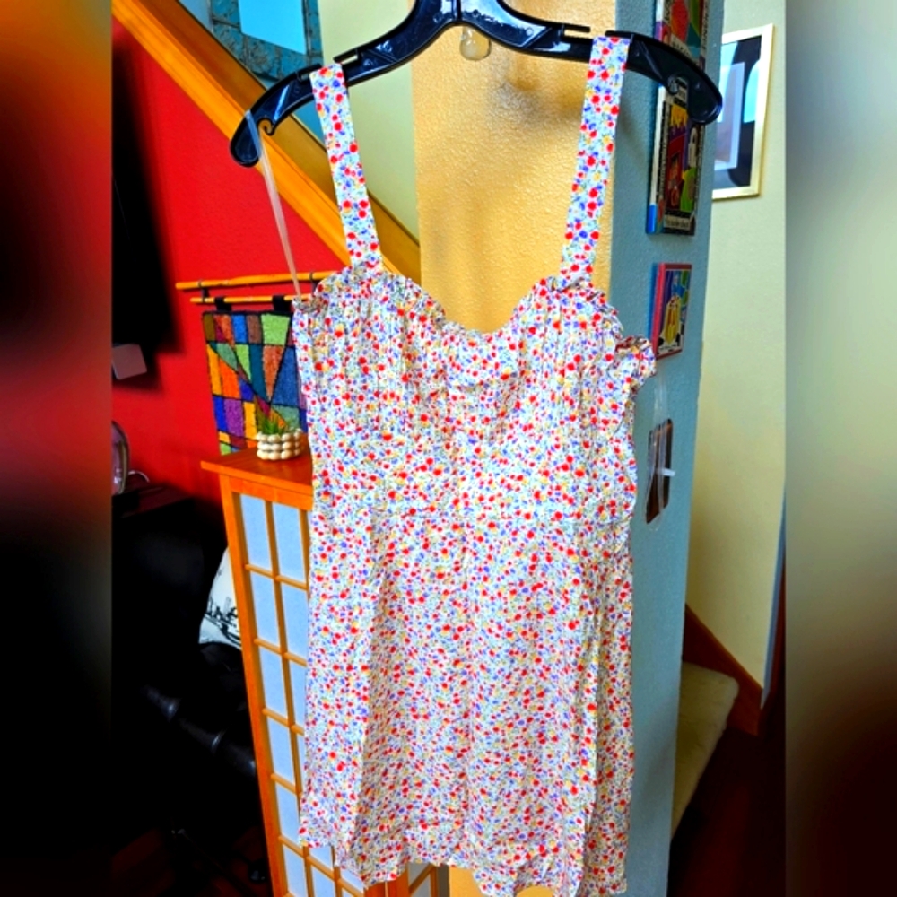 Row A ditsy floral sundress size large